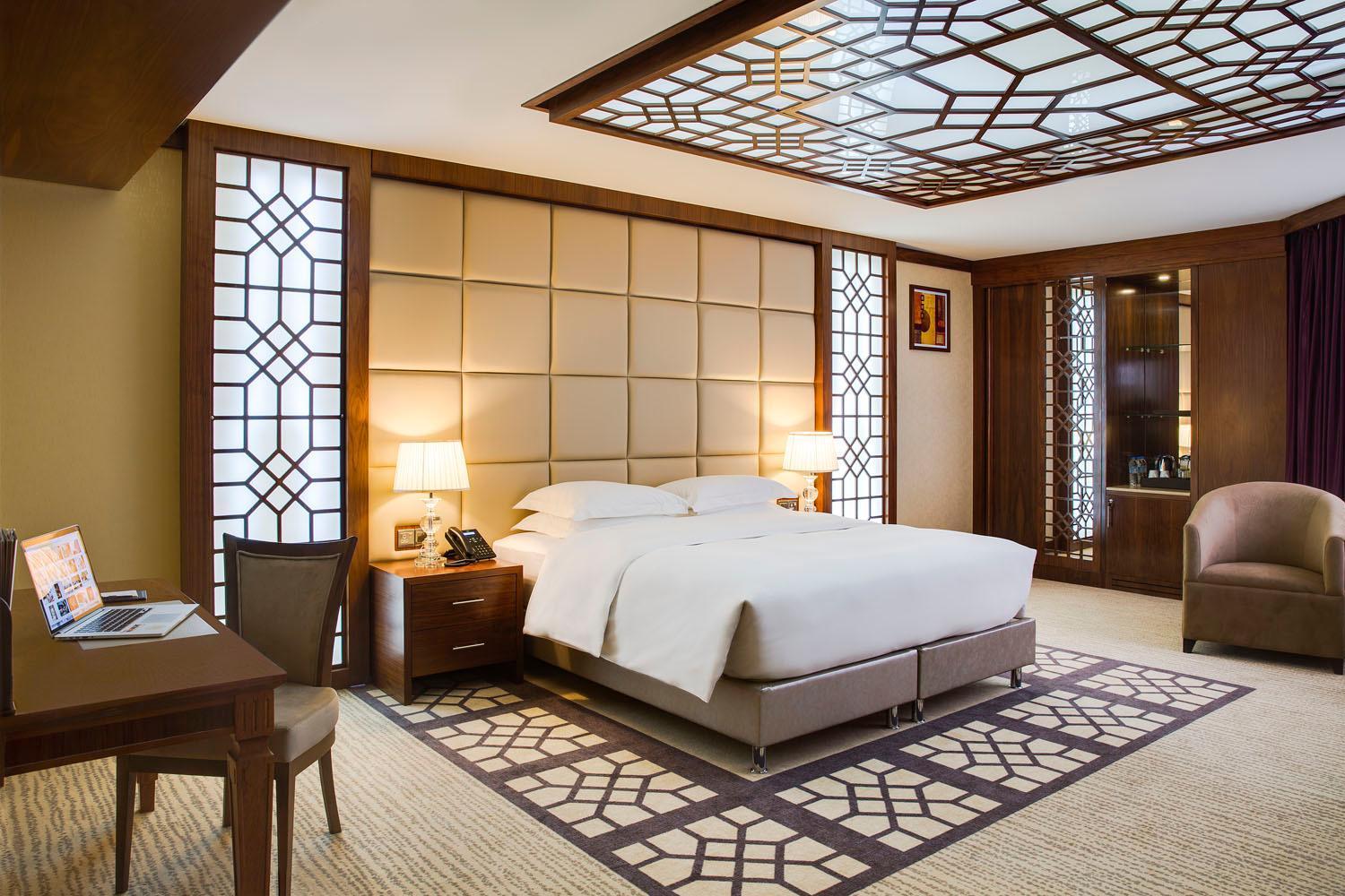 Cristal Erbil Hotel エクステリア 写真 A bedroom at the hotel