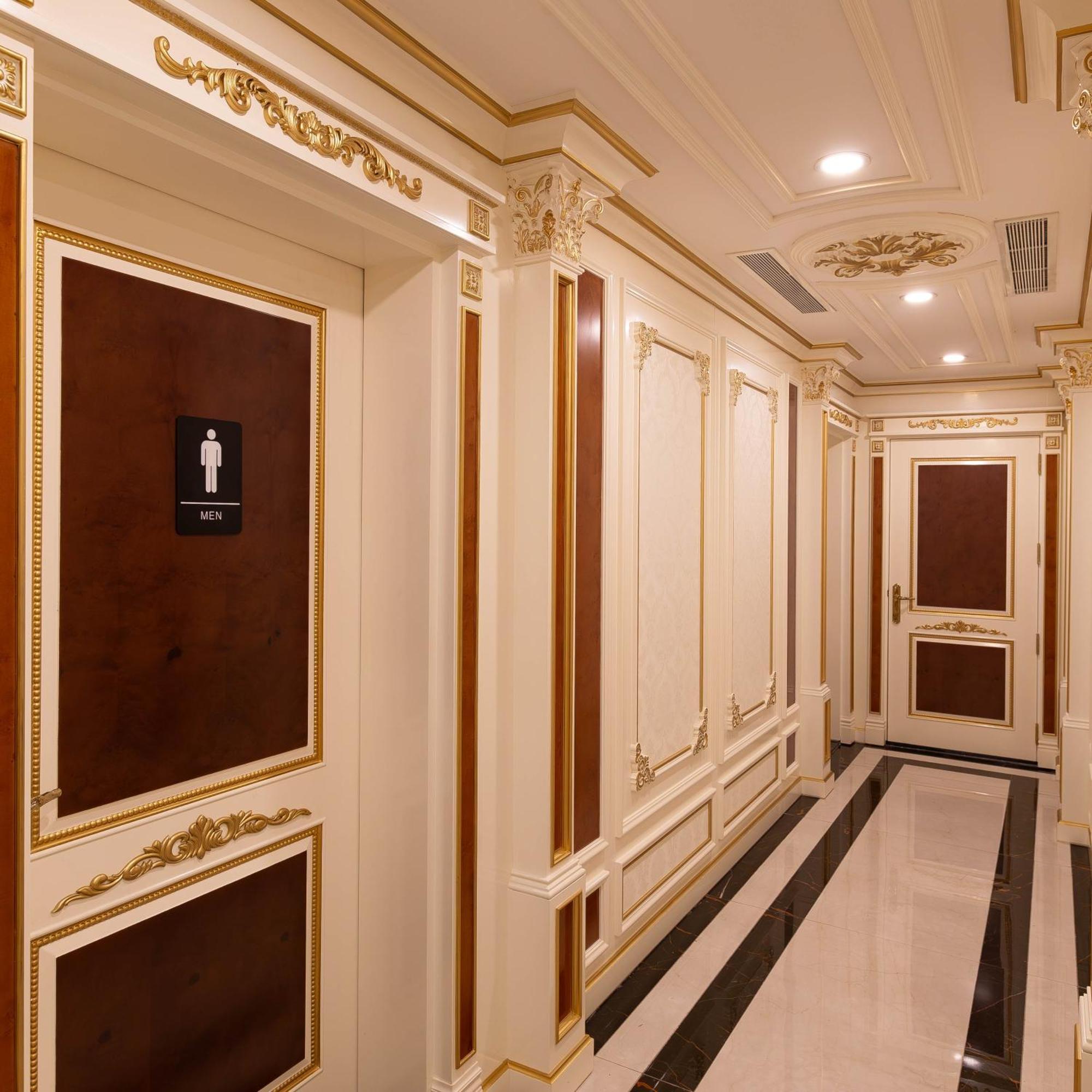 Cristal Erbil Hotel エクステリア 写真 The interior of the train