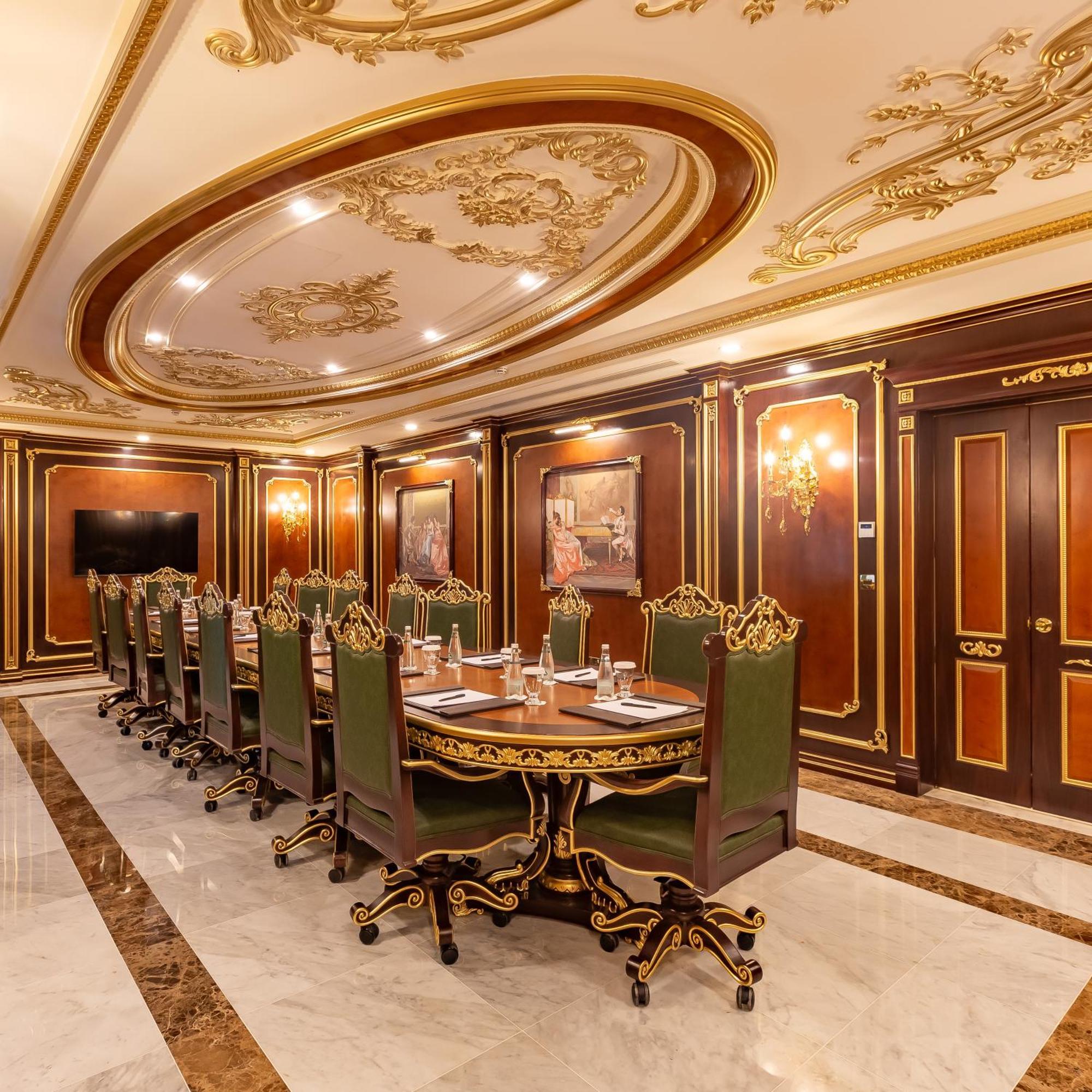 Cristal Erbil Hotel エクステリア 写真 The boardroom of the Presidential Palace